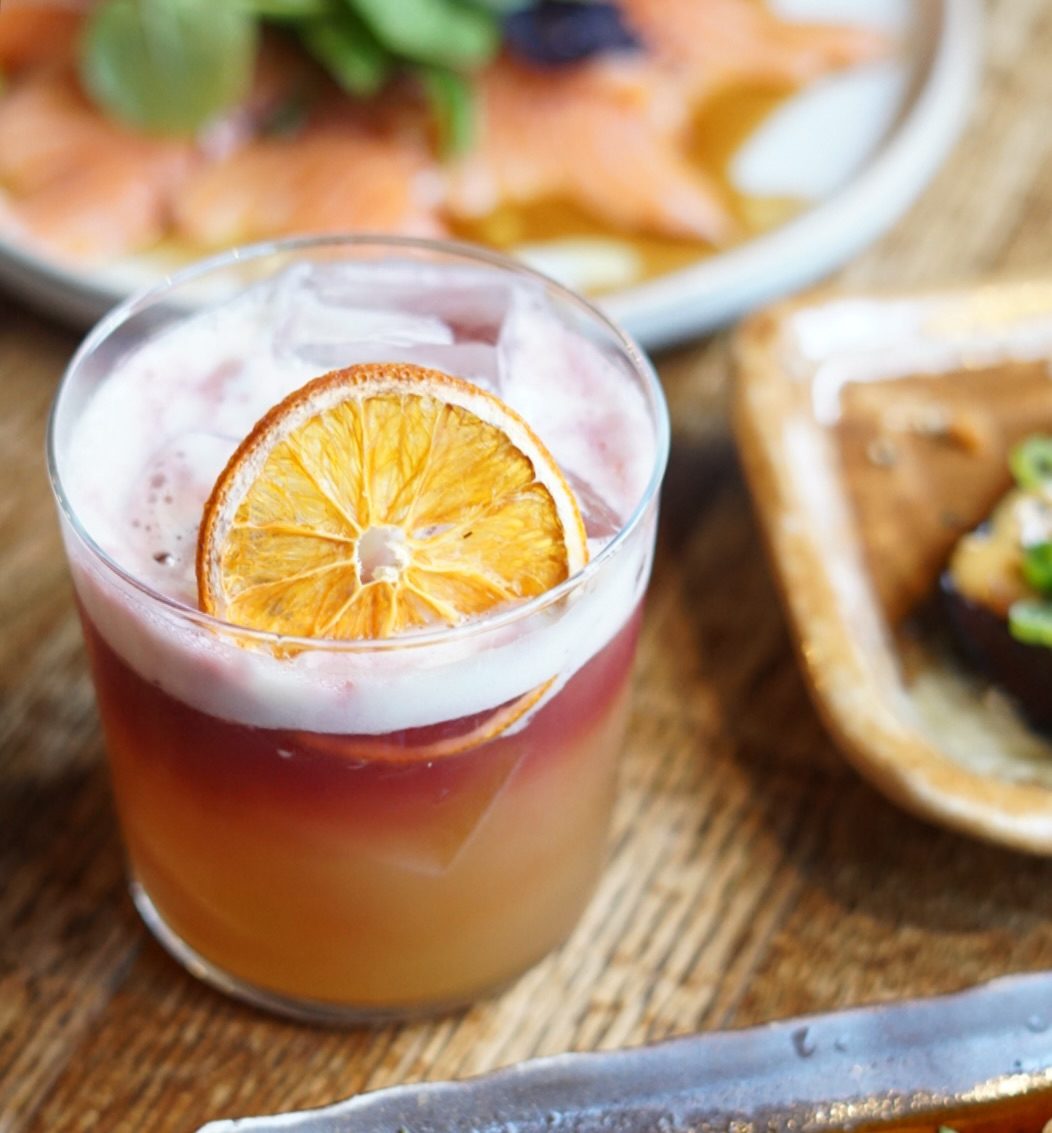 Tokyo Sour mit getrockneter Orange im DAIKAN
